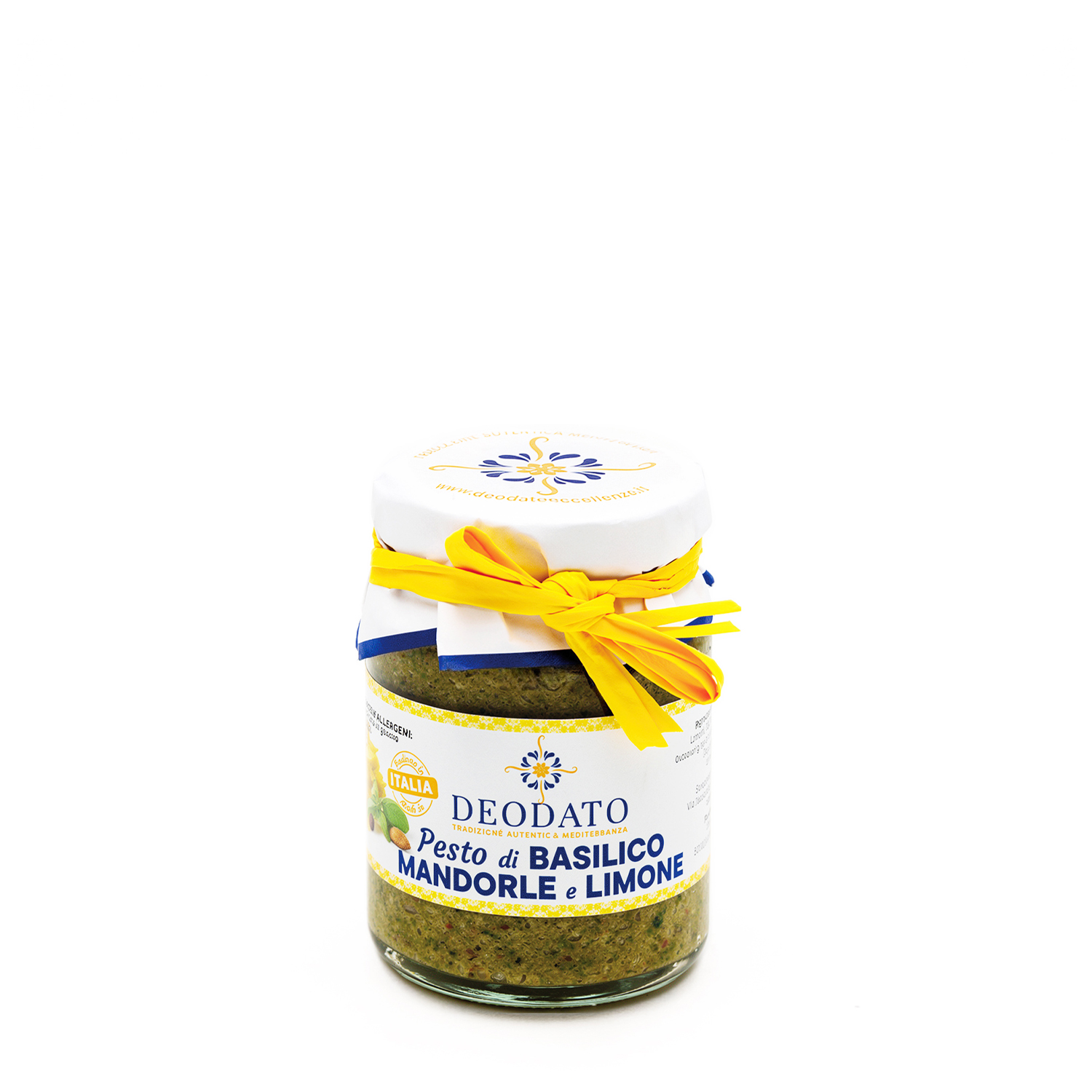 Pesto di basilico, mandorle e limoni